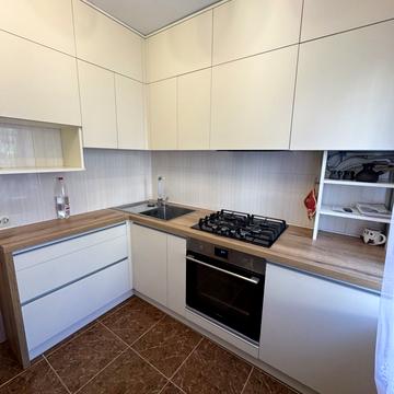 Князів Коріатовичів вул., 184