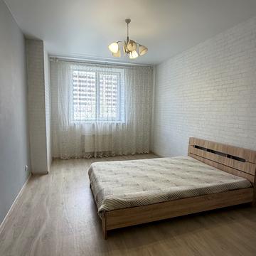 Боголюбова вул., 33