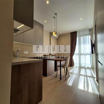 Предславинська вул., 42