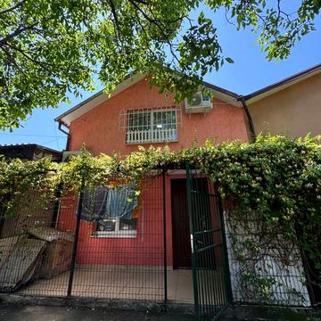 Болгарська вул., 70