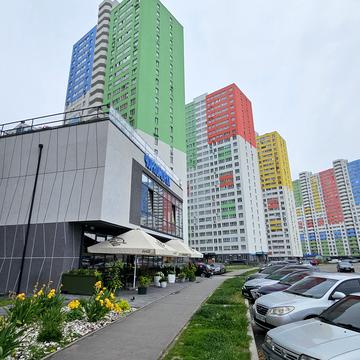 Василя Симоненка вул., 107-А