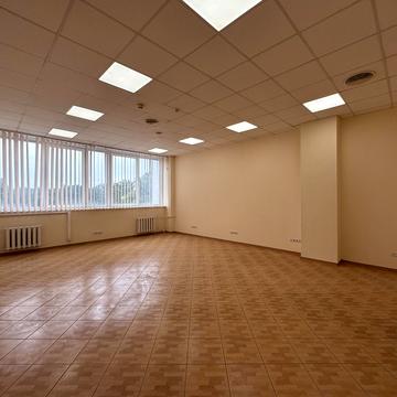 Ґарета Джонса вул. (Сімї Хохлових), 15