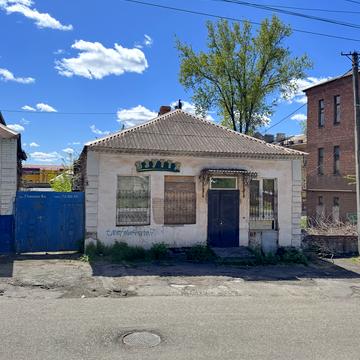 Глінки вул., 4б