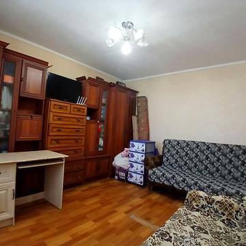 Парусна вул. (Героїв Сталінграду), 7