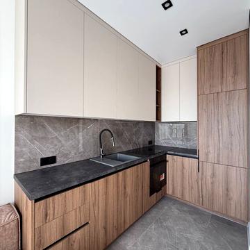 Капушанська вул., (Будинок А01)