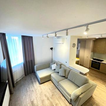 Боголюбова вул., 22