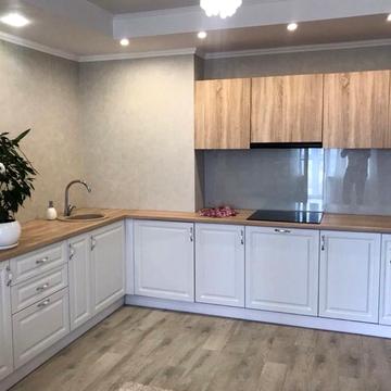 Академіка Глушкова просп., 9-Є