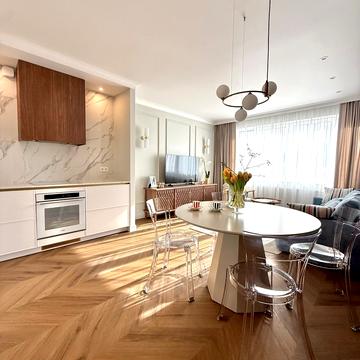 Золотоустівська вул., 25