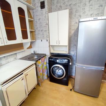 Варшавська вул., 16а