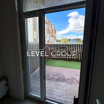 Одеська вул., (вул. Одеська, 37)