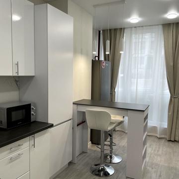 Університетська вул., 1-Ч