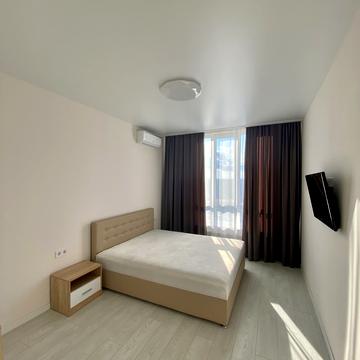 Каховська вул., 62