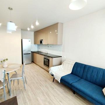 Євгена Сверстюка вул. (Марини Раскової), 6