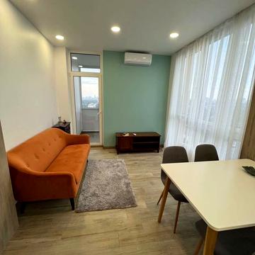 Салютна вул., 2к1