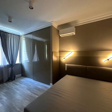 Зелена вул., 1