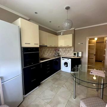 Сімї Стешенків вул. (Тимофія Строкача), (Будинок 1)