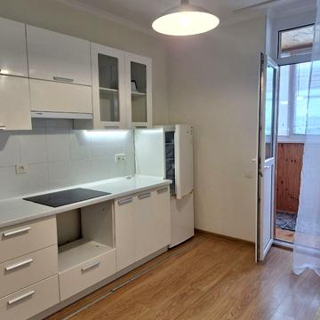 Воскресенська вул., 12-Г