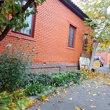 Іллінська вул. (Червоногвардійська), 32