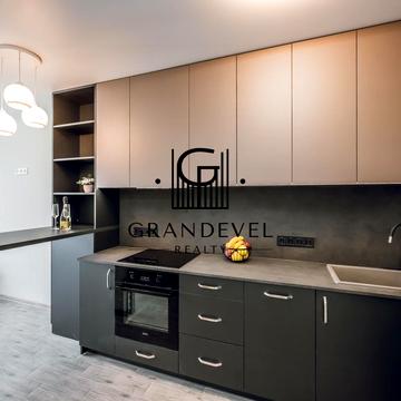 Івана Виговського вул. (Маршала Гречка), 12-К