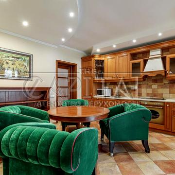 Сунична вул., 136