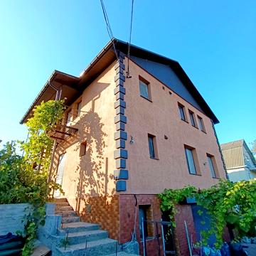 4-й Черешневий проїзд, 15