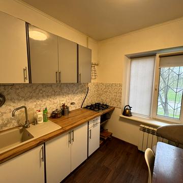 Наталії Ужвій вул., 10