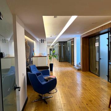 Тараса Шевченка бульв., 35