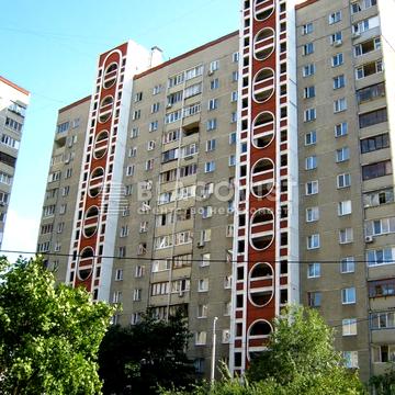 Степана Олійника вул., 13