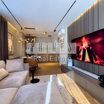 Вишгородська вул., 45