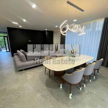 Кільцева вул.