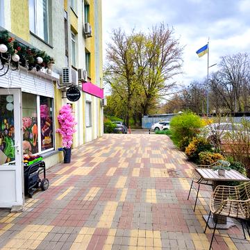 Клавдіївська вул., 40-Д