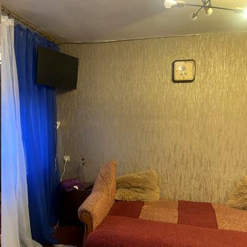 Відрадний просп. (Чубаря), 32