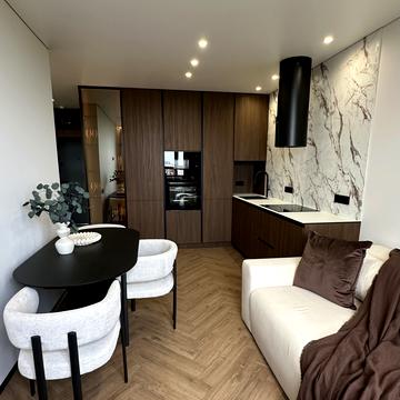 Університетська вул., 3/6