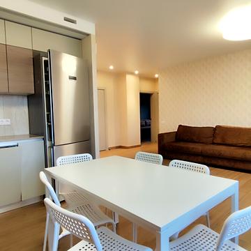 Академіка Павлова вул., 158