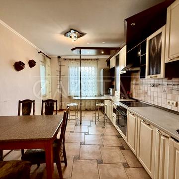 Бориса Гмирі вул., 1/2