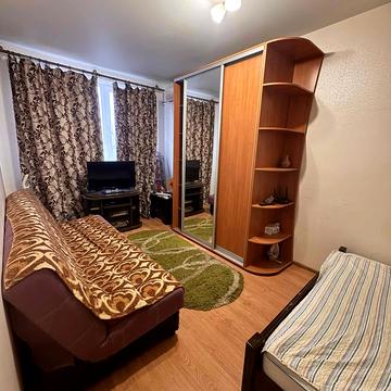 Торгова вул., 5