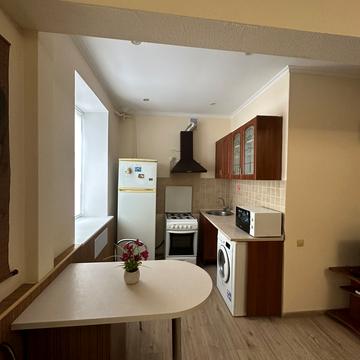 Костанайська вул., 7