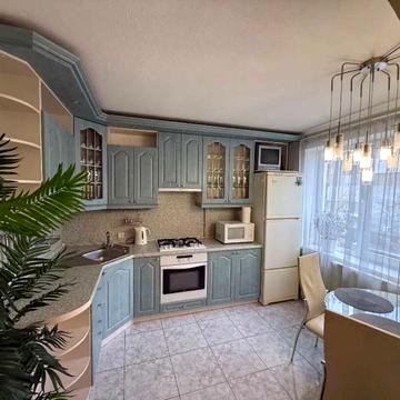 Кожумяки вул. (Кожемяки), 1