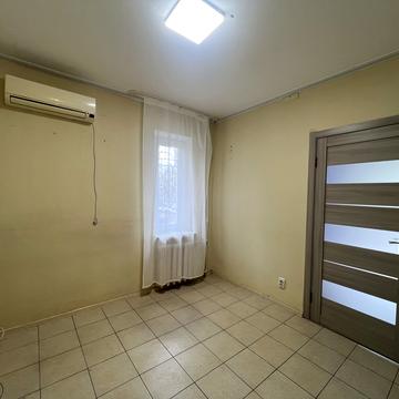 Урлівська вул., 16