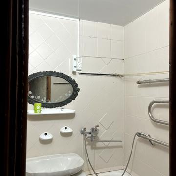 Миколи Руденка бульв. (Кольцова), 5