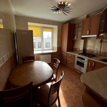 Зодчих вул., 16