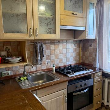 Івана Миколайчука вул., 5