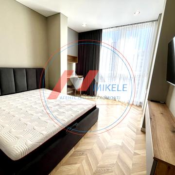 Ревуцького вул., 40-Б