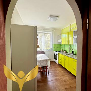 Державності вул., 28 к1