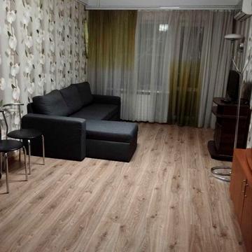 Чарівна вул., 159