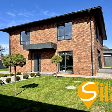 Центральна вул.