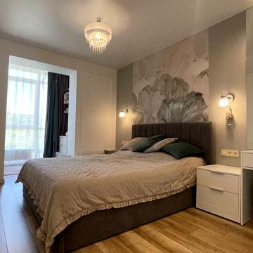 Набережна Перемоги вул., 42