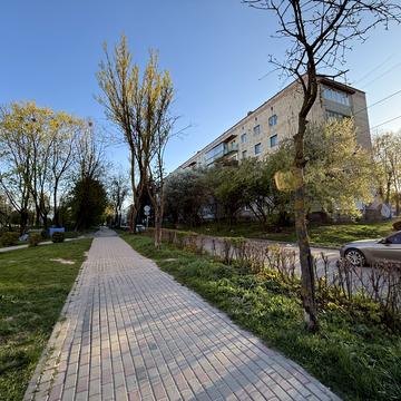 Лесі Українки вул., 14