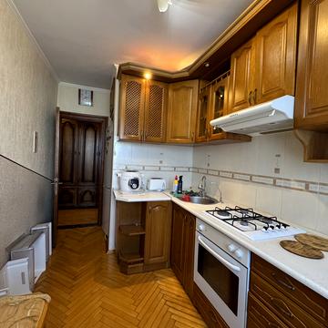 Вишневецького бульв., 7