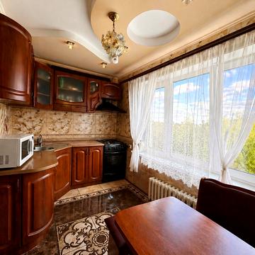 Запорізька вул., 4-Б